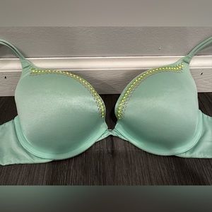 Victoria’s Secret mint green beaded push up bra size 34C - great condition